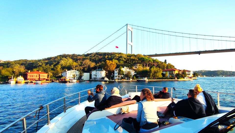 Istanbul: Old City Tour and Luxury Sunset Bosphorus Cruise - Why this combo makes sense for a first or short stay in Istanbul