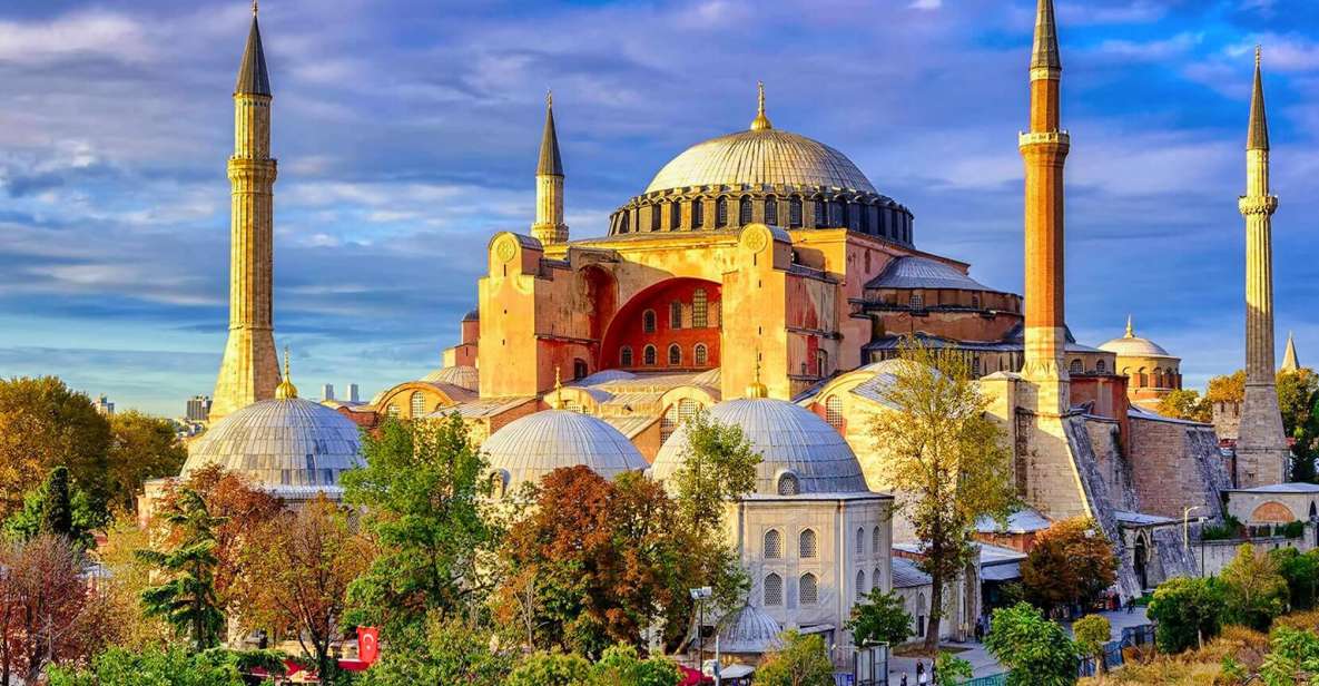 Istanbul: Old City Tour and Luxury Sunset Bosphorus Cruise - Blue Mosque and Hagia Sophia: what to look for, and what to expect