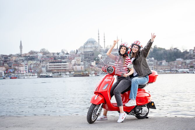 Istanbul Old Town Photoshoot - Meeting at the German Fountain: Getting Oriented Fast