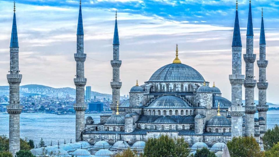 Istanbul: Old Town Tour and Bosphorus Lunch Cruise - Key highlights for your Istanbul day