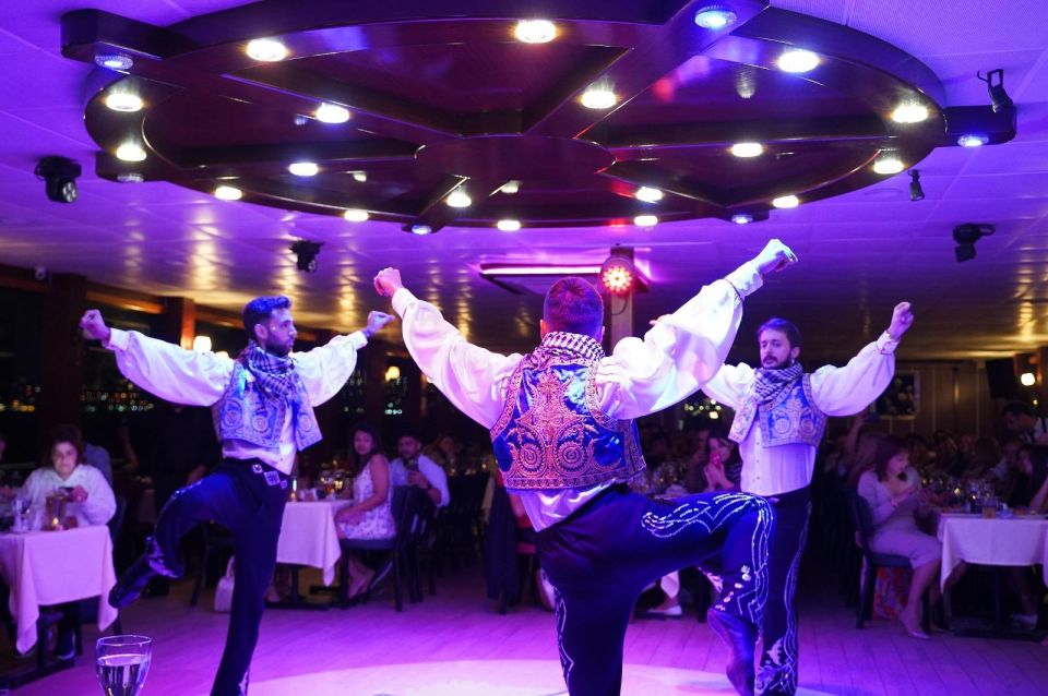 Istanbul: Pasha Istanbul Dinner Cruise - Where the value comes from at about $35 per person