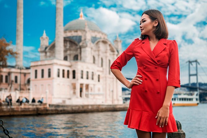 Istanbul Photoshoot Tours - Blue Mosque stop: same neighborhood, different framing options