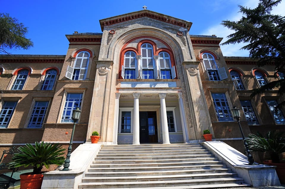 Istanbul Princes island Tour visiting 2 island - Heybeliada: only one hour—plan for quick highlights