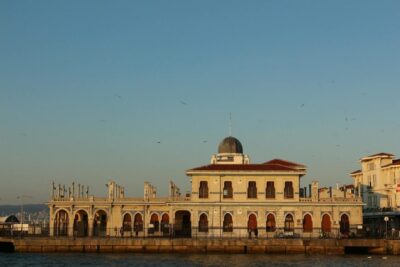 Istanbul: Princes Islands Walking Full-Day Tour - The ferry cruise: why the Bosphorus part matters