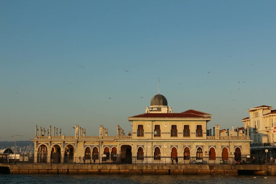 Istanbul: Princes Islands Walking Full-Day Tour - The ferry cruise: why the Bosphorus part matters