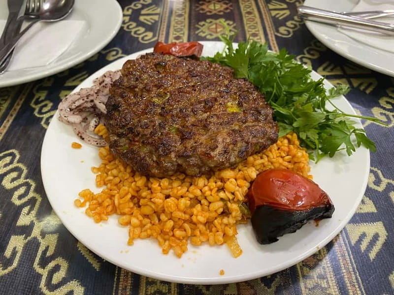 Istanbul: Private Food and City Tour with a Local Host - Subways under the Bosphorus and lunch in Sirkeci