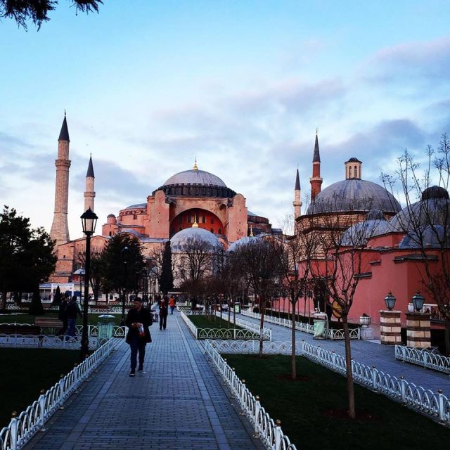 Istanbul: Private Guided Tour - Walking Pace, Tram Tricks, and What 7 Hours Feels Like