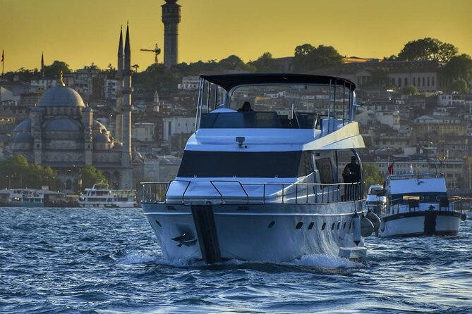 Istanbul Private Luxury Yacht on Bosphorus 25 Meter 82 Feet - A 25-Meter Bosphorus Yacht: Why This Works So Well