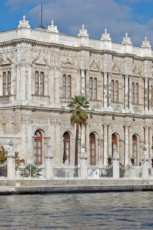 Istanbul: Private Old City Tour with Bosphorus Cruise - Language support: this tour can match your pace better
