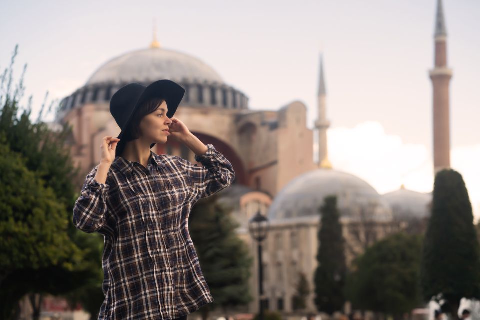 Istanbul: Private photoshoot at Hagia Sophia&Blue Mosque - Key highlights that make this photoshoot worth your time