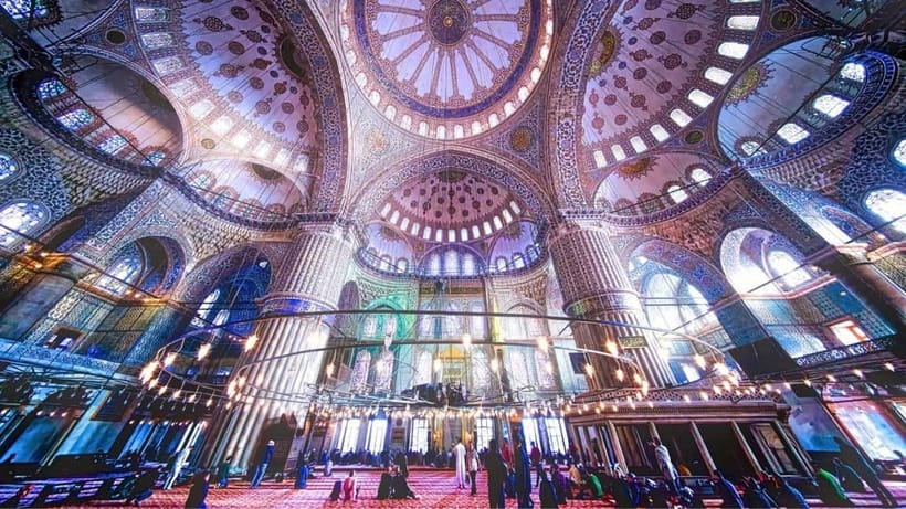 Istanbul: Private Sightseeing Tour in Multiple Languages - Hagia Sophia: More Than a Pretty Dome
