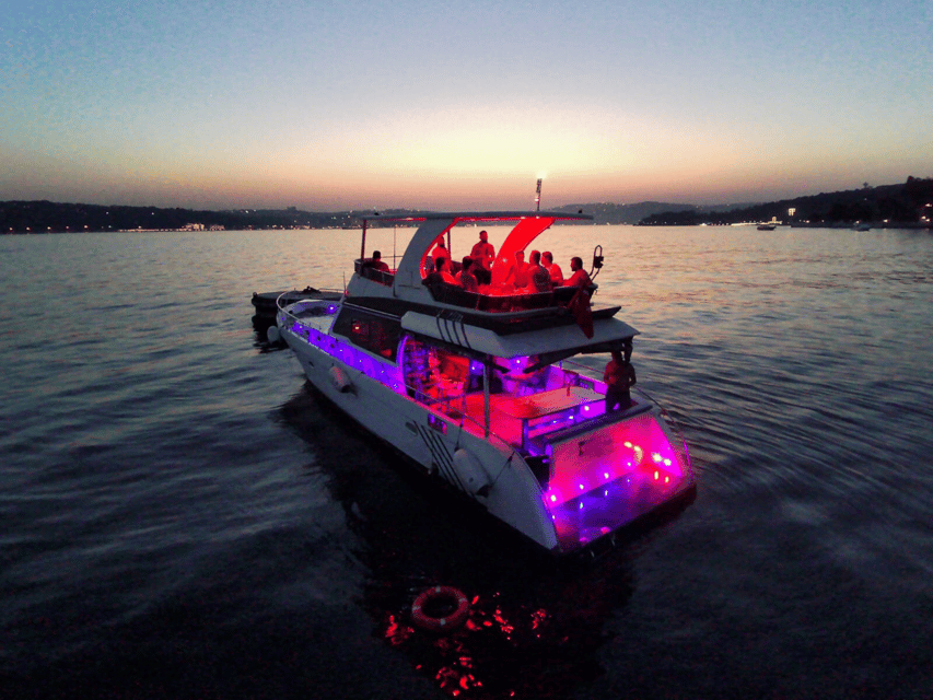 Istanbul: Private Yacht Organization on Bosphorus (14 Meter) - A 14-Meter Yacht That Feels Made for Small Celebrations