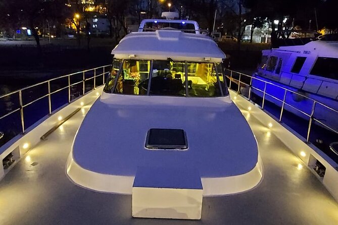 Istanbul Private Yacht Tour - 2 Hours - Getting the Most Out of Your Time (Simple Moves)