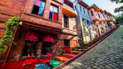 Istanbul Revealed: Historic Pathways and Bosphorus Serenity - Chora Church (Kariye): The Mosaic Stop That Can Steal the Day