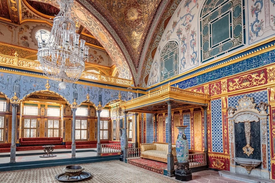 Istanbul: Secret Treasures Skip-The-Line Tour with Lunch - Skip-the-line in Sultanahmet: Why this order works