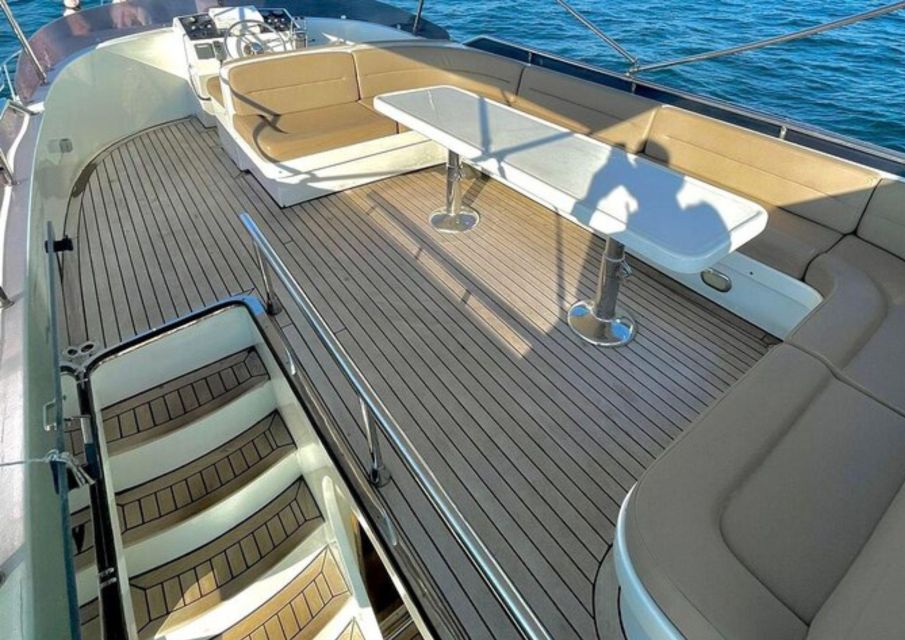 Istanbul: Small-Group Luxury Yacht Sunset Cruise w/ Snacks - Key points before you go