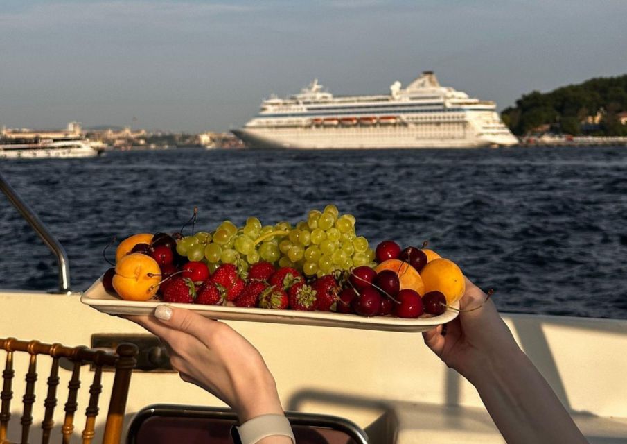 Istanbul: Small-Group Luxury Yacht Sunset Cruise w/ Snacks - The food and drink: why the snacks matter on a 2-hour cruise