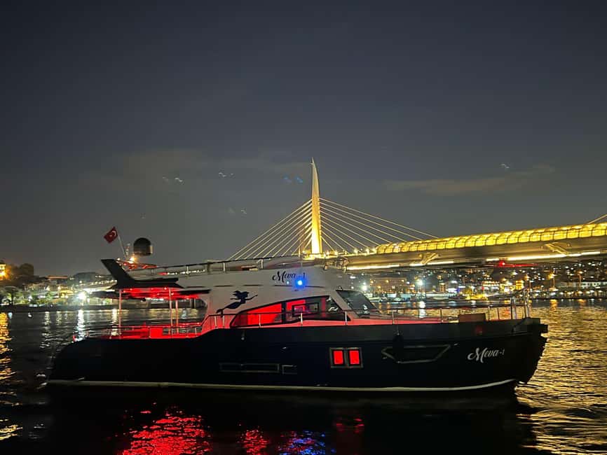 Istanbul: Sunset Bosphorus Yacht Cruise with A break on Asia - Ortaköy Mosque and Bosphorus Bridge: The Scenic Mid-Run