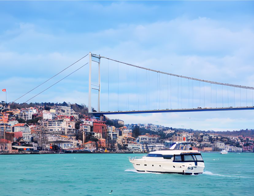 İstanbul: Sunset Cruise with Refreshments - Küçüksu to Beylerbeyi: calmer shoreline views with strong photo angles