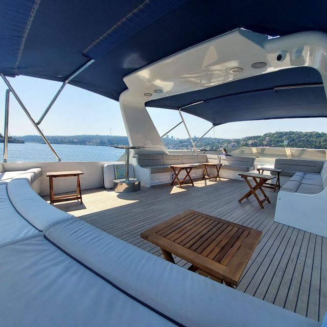 İstanbul: Sunset Cruise with Refreshments - The guide, the sound system, and how to set yourself up for success