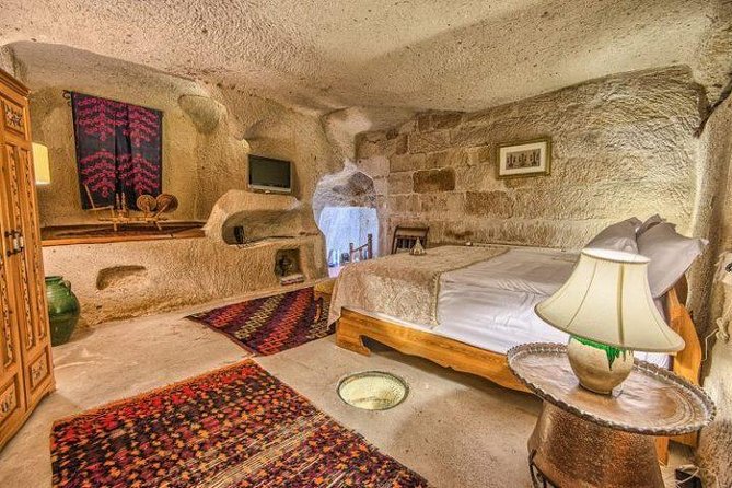 Istanbul to Cappadocia 2 Day Tour with Guide, Flights and Hotels - Price and Value: Is $724.09 Worth It for Two Days?