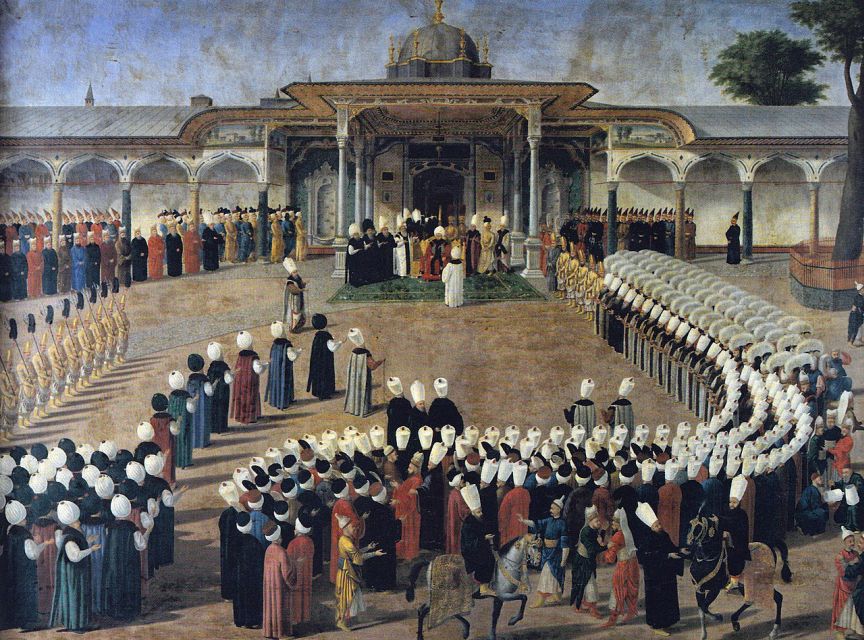 Istanbul: Topkapi Palace Guided Tour - Fast entry into Topkapi: what the skip-the-line really changes