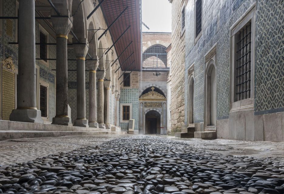 Istanbul: Topkapi Palace Guided Tour - Who this tour suits best
