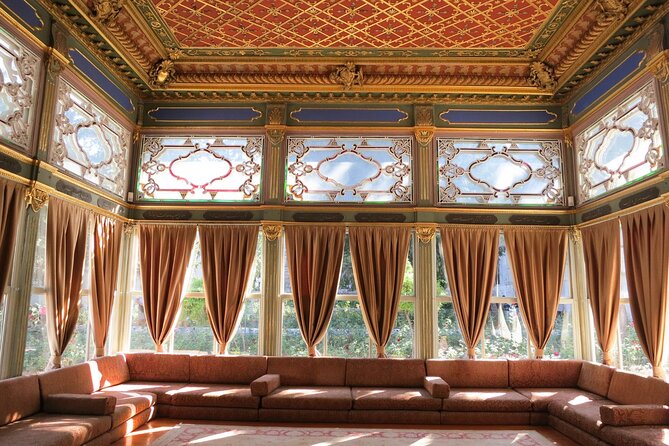 Istanbul: Topkapi Palace Guided Tour and Skip The Line - Guide Style Matters: How to Tell If You’re Getting the Right Tour