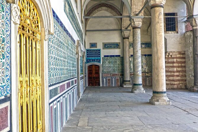 Istanbul: Topkapi Palace Guided Tour and Skip The Line - What to Bring (So You Don’t Waste Your Short Visit)
