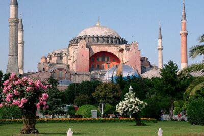 Istanbul Tour - Half Day Afternoon - Comfort and flow: pickup, air-conditioning, and a small group
