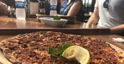 Istanbul: Turkish Cuisine Walking Food Tour with Guide - The first bites: Lahmacun and döner right off the walk