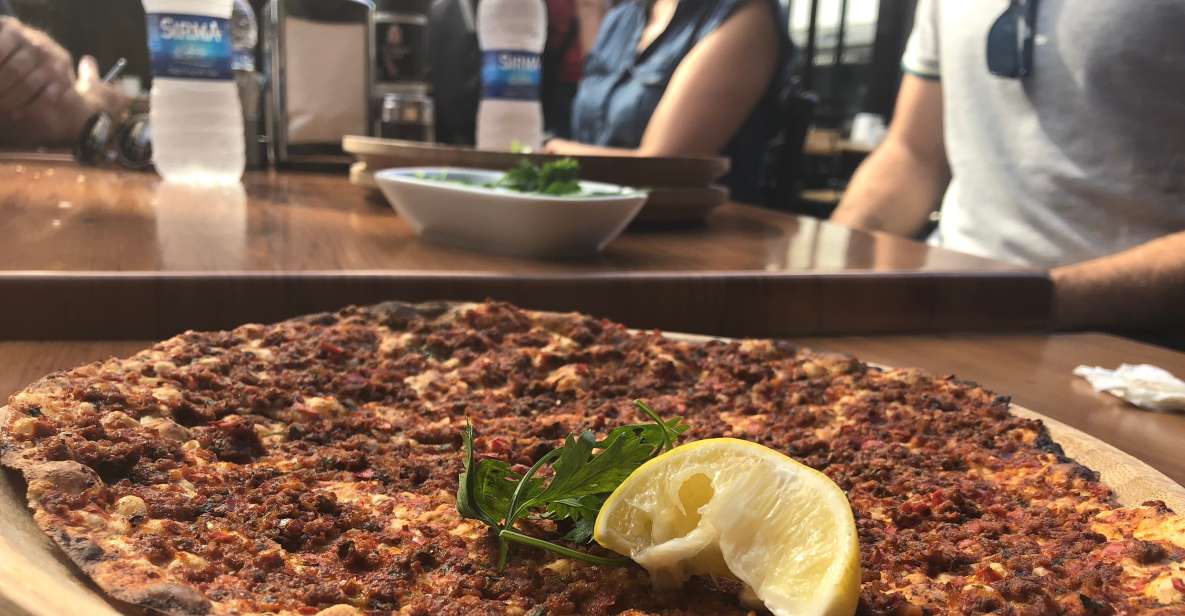 Istanbul: Turkish Cuisine Walking Food Tour with Guide - The first bites: Lahmacun and döner right off the walk