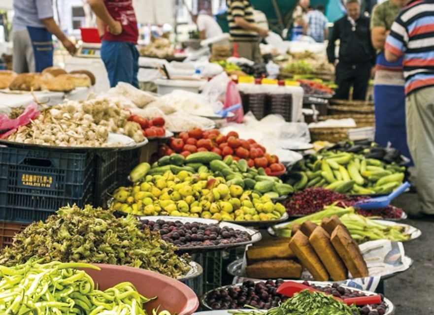 Istanbul: Turkish Food Tour in Kadikoy Across the Bosphorus - The market stop: how to shop like a local (without guessing)