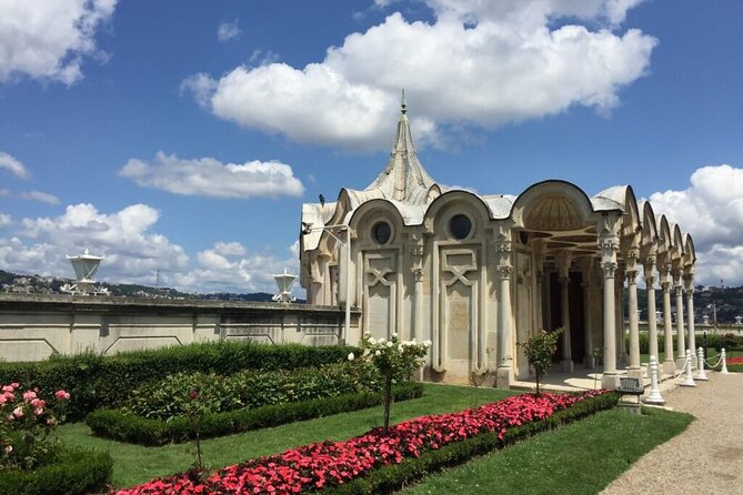 Istanbul Two Continents Tour with Lunch and Bosphorus Cruise - Eyüp Sultan Mosque: A Spiritual Istanbul Stop Near the Golden Horn