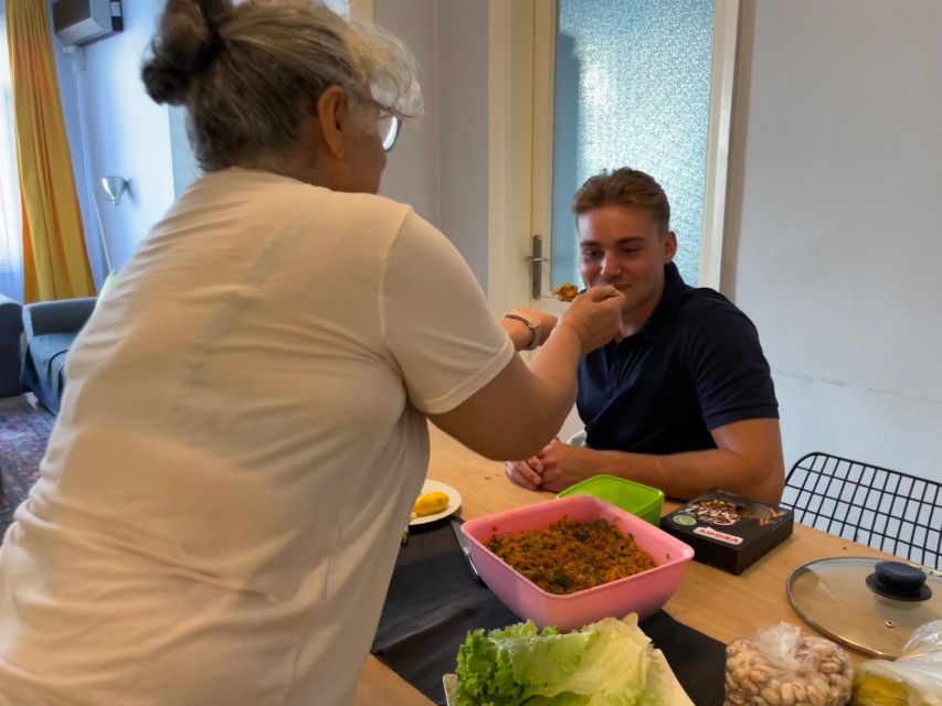 Istanbul: Vegan/Vegetarian Cooking Class with Locals at Home - What the meal feels like at the table