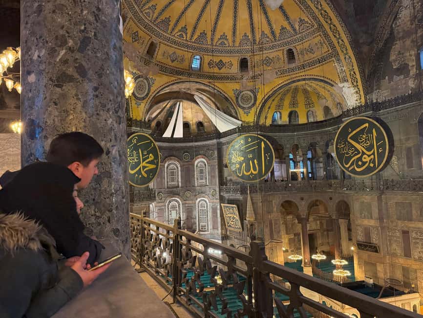 Istanbul Walking Tour: Mosques, Palace, Cistern with Lunch - Hippodrome and the Obelisk of Theodosius: Istanbul’s Roman Breadcrumbs