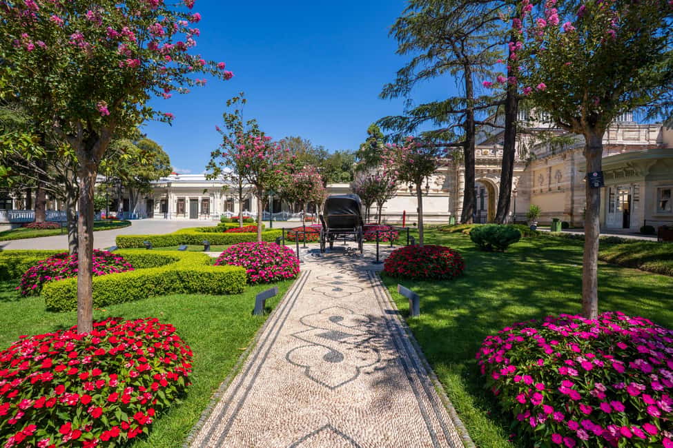 Istanbul: Yildiz Palace & Museum Skip the Ticket Line Entry - Finding the Valide Gate Entrance (Beşiktaş) Without Stress