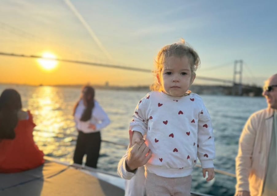 Istanbul:Golden Horn&Bosphorus Sunset Cruise on Luxury Yacht - Getting On the Yacht at Kabataş: Where the Cruise Starts
