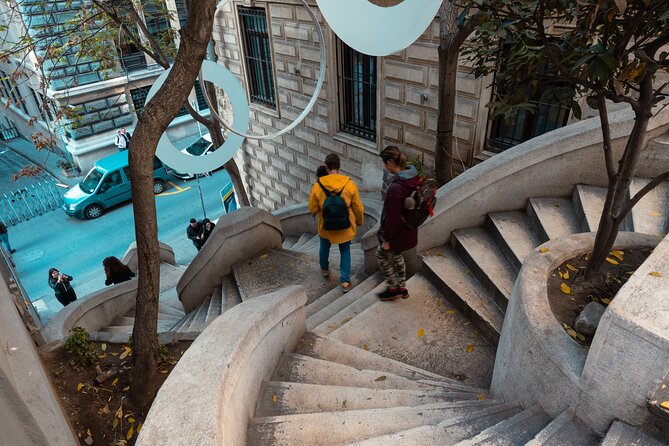 Jewish District Guided Walking Tour in Istanbul - Beyoğlu break: Kamondo Stairs and the feel of the city