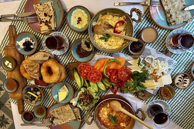 Luxury Private and Guided Istanbul Food Tour with a local guide - Key Highlights You’ll Actually Feel During the Meal