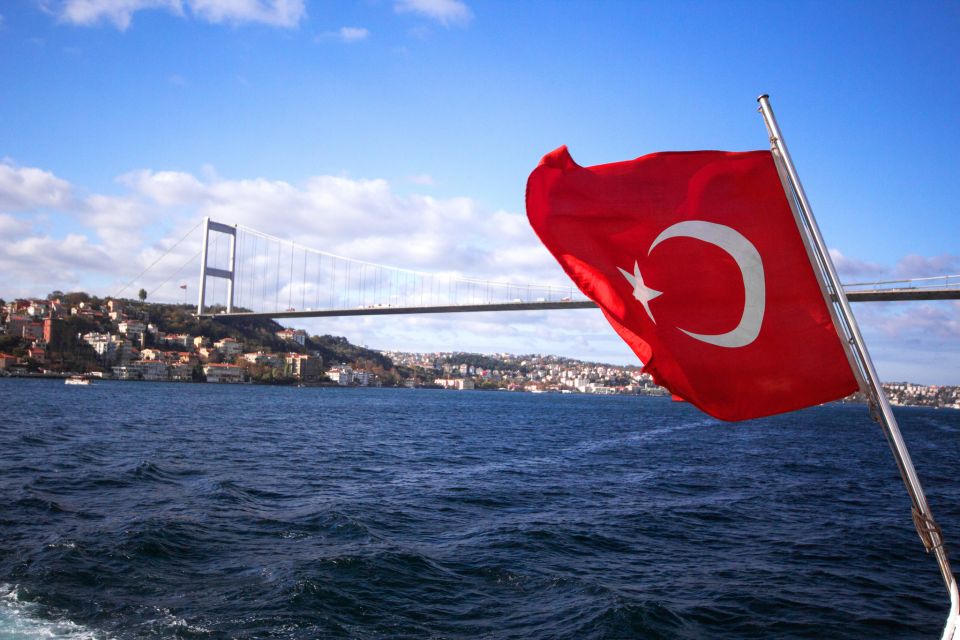 Morning Bosphorus Cruise and Spice Bazaar - Who this tour fits best