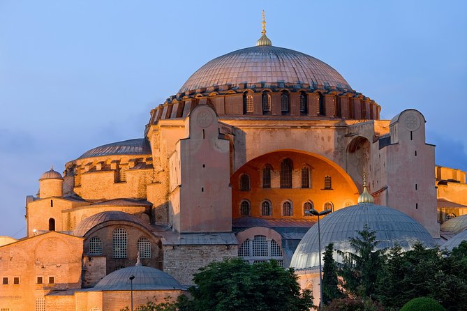 Morning Istanbul: Half-Day Tour with Blue Mosque, Hagia Sophia, Hippodrome and Grand Bazaar - The 8:30 a.m. flow: how this half-day stays manageable
