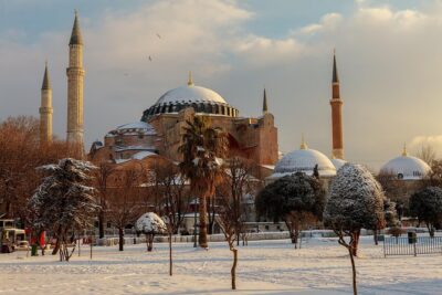 Morning Istanbul: Half-Day Tour with Blue Mosque, Hagia Sophia, Hippodrome and Grand Bazaar - Blue Mosque: those famous tiles and the 17th-century skyline moment