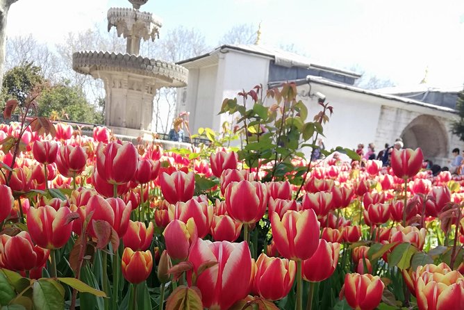 Most famous sites of Istanbul - Hagia Sophia and the Hippodrome: the Byzantine anchors