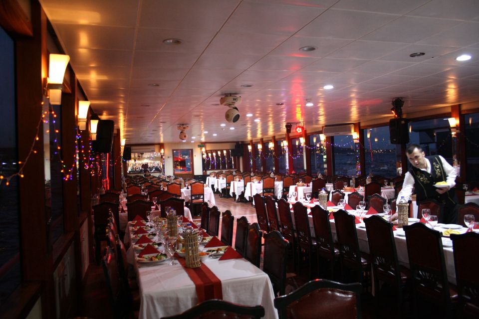 New Year Party on the Bosphorus dinner unlimited drinks inc. - Dinner and unlimited drinks: what you’ll eat and how the buffet works