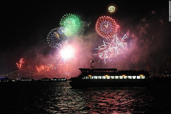 New Year's Eve dinner cruise & party on Bosphorus, Istanbul 2026 - Fireworks and the Bosphorus crowd factor