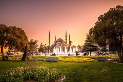 Personalized Istanbul Tour with Private Local Tour Guide - Meeting point, mobile ticket, and how to plan your walking day