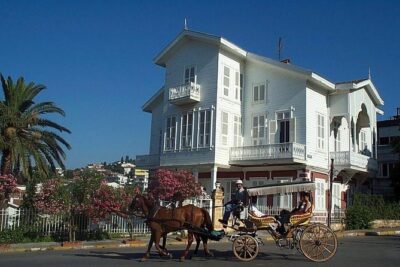 Princes' Islands Tour from Istanbul - Heybeliada and the Princes of the Byzantine Empire Story
