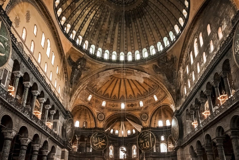 Private Car Tour of Istanbul Old City and Top 7 Attractions - Egyptian Bazaar and Beyazıt Square: trade routes plus education