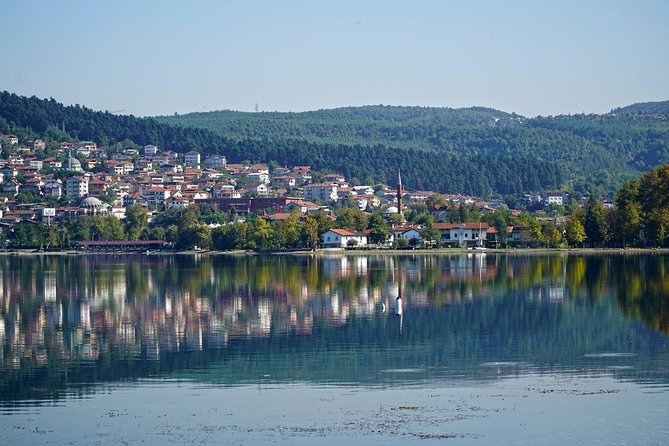 Private Day Trip From Istanbul to Lake Sapanca and Maşukiye Village - Sapanca Lake: 50 minutes of freshwater views (and how to make it count)